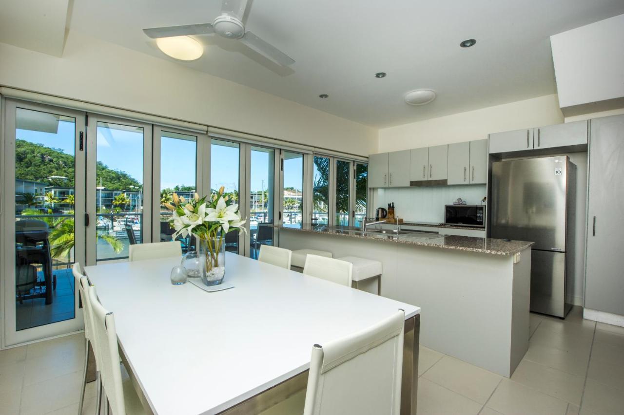 Aparthotel Beachside Magnetic Harbour 4*