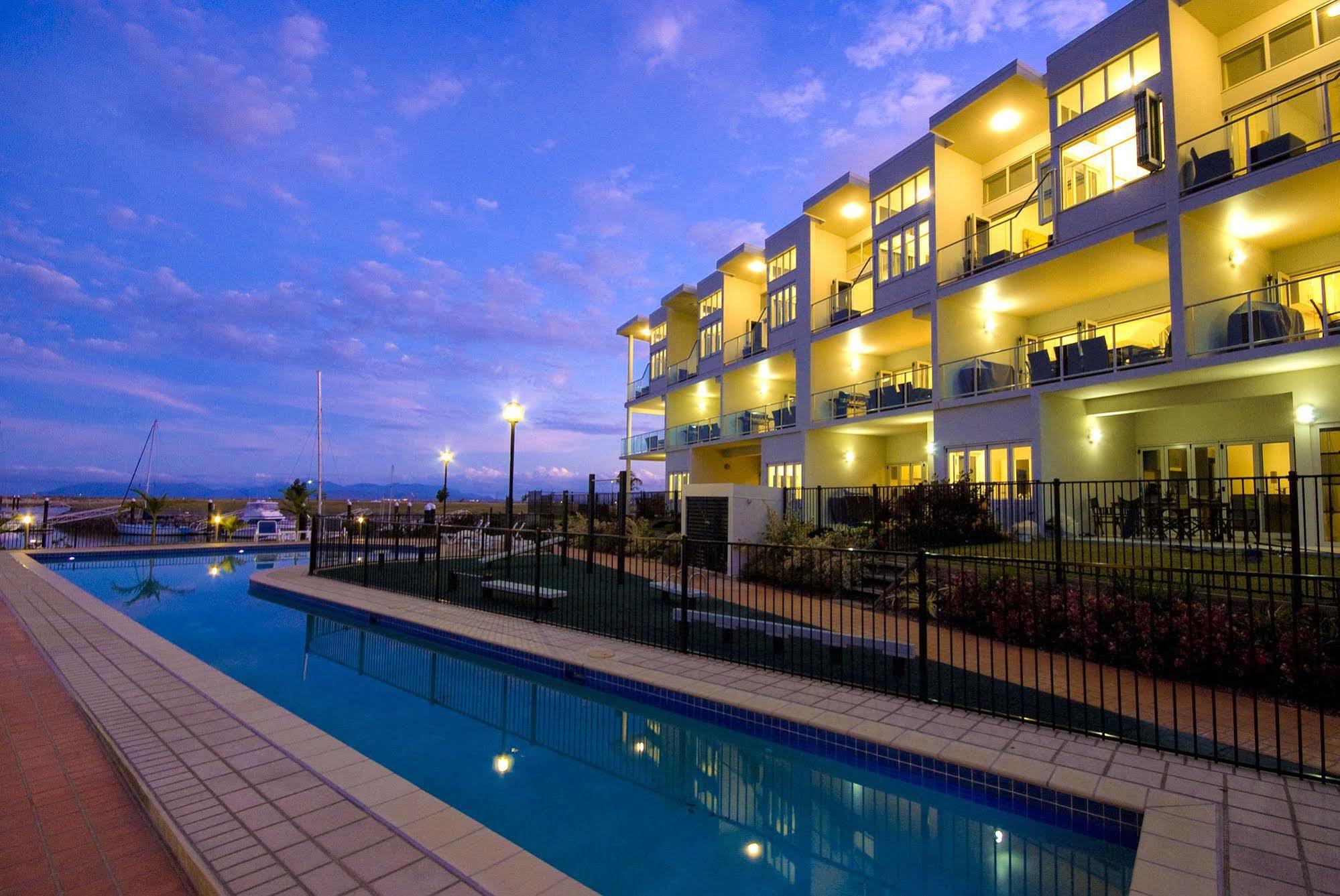 Beachside Magnetic Harbour 4* Nelly Bay